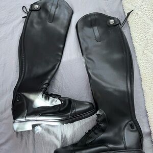 Women's Black Lace Up Boots